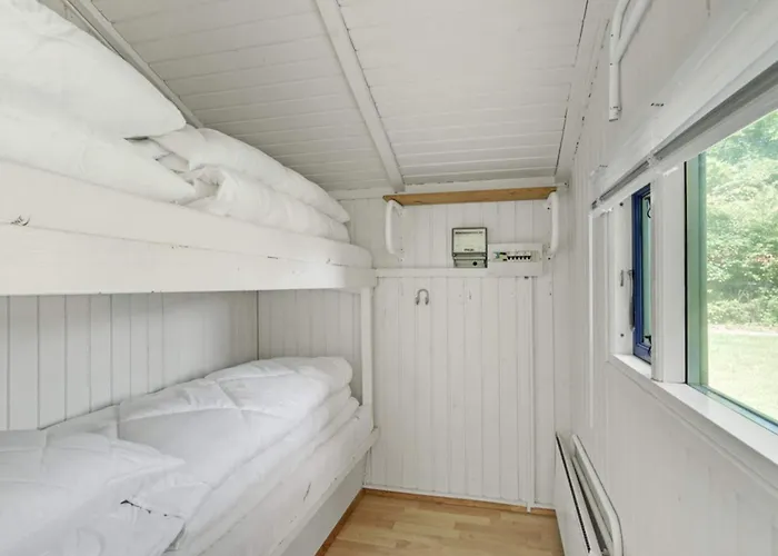 Semesterbostad 4 Person In *